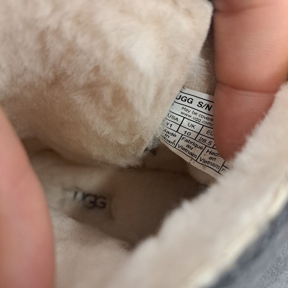 Ugg Unisex Keelan Toddler Size 11 - Picture 4 of 5
